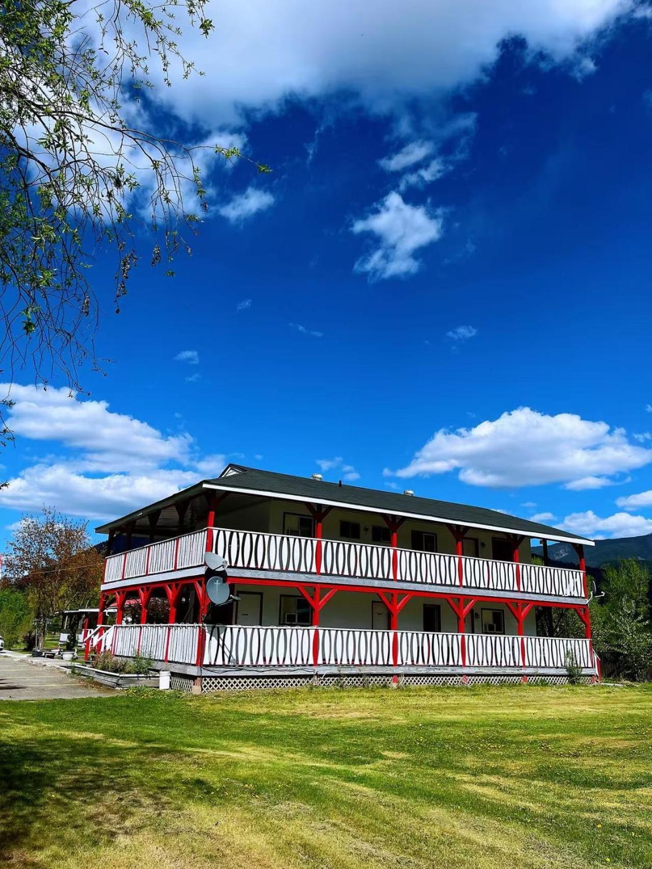 Rivermount Motel Little Fort ภายนอก รูปภาพ