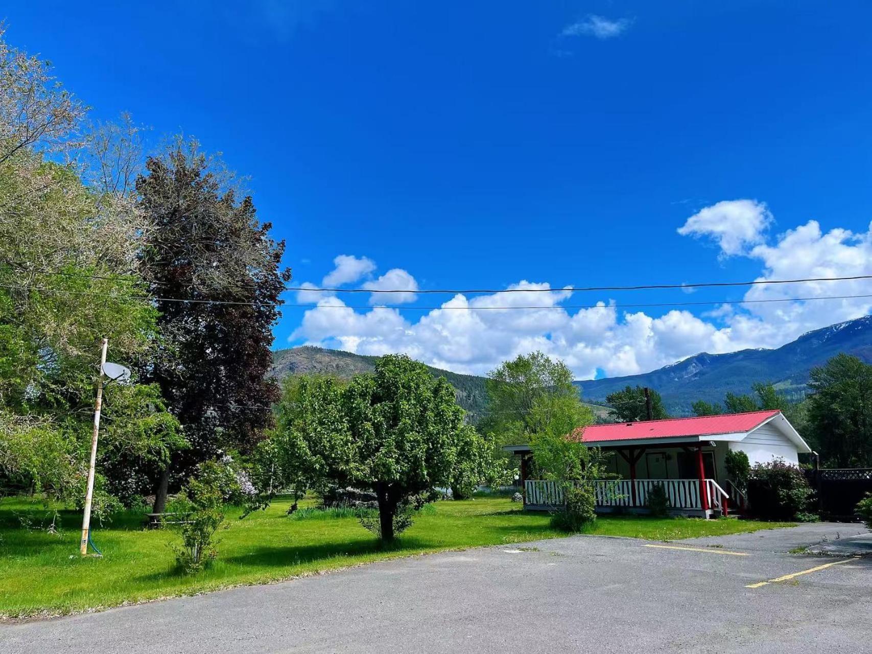 Rivermount Motel Little Fort ภายนอก รูปภาพ